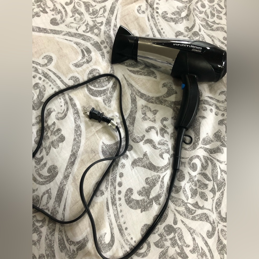 Conair Infiniti Premier Blow Dryer
